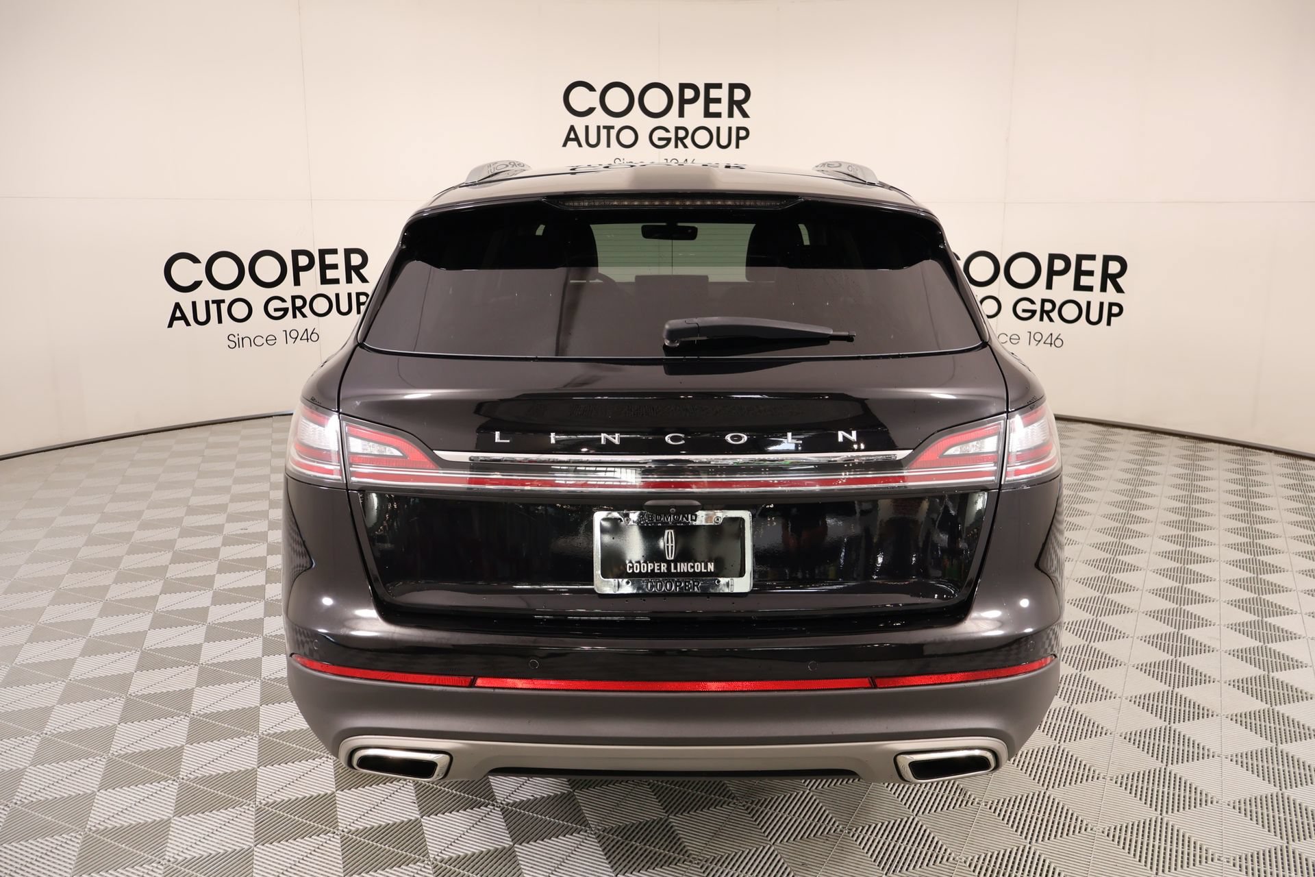 Used 2023 Lincoln Nautilus AWD w/ Premium Package image 21