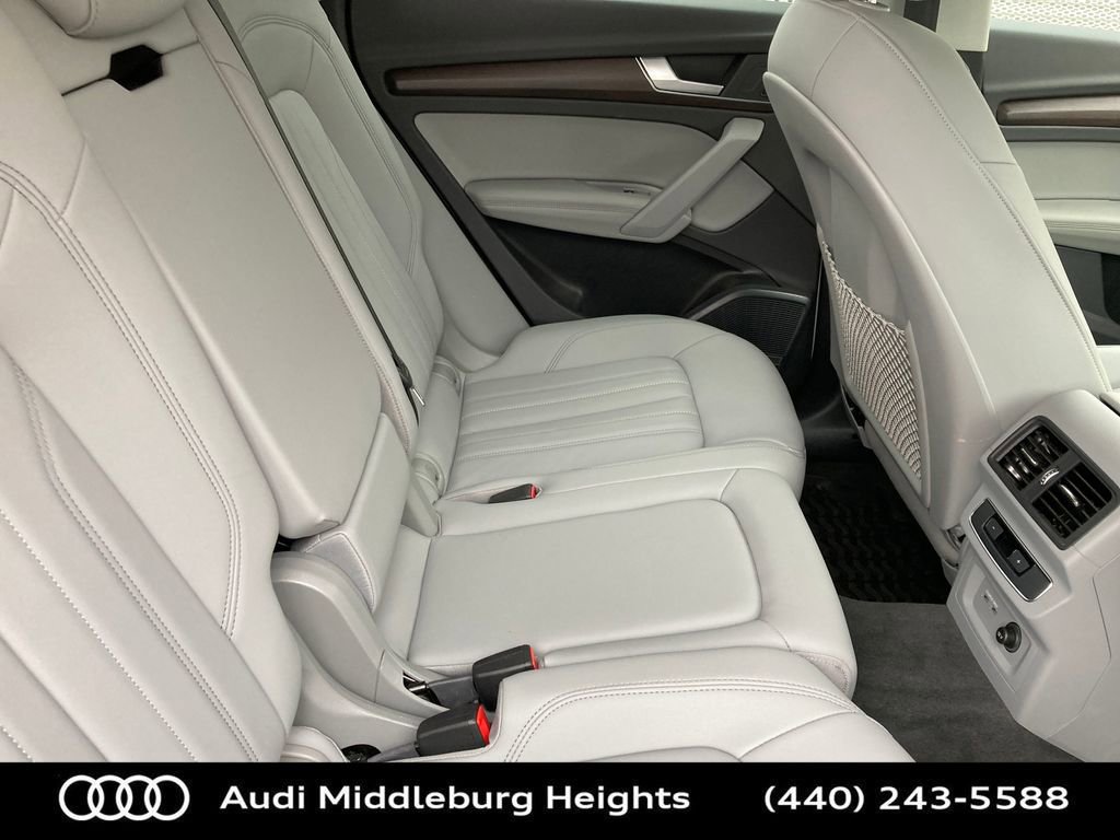 Certified 2022 Audi Q5 2.0T Premium Plus w/ Premium Plus Package image 33