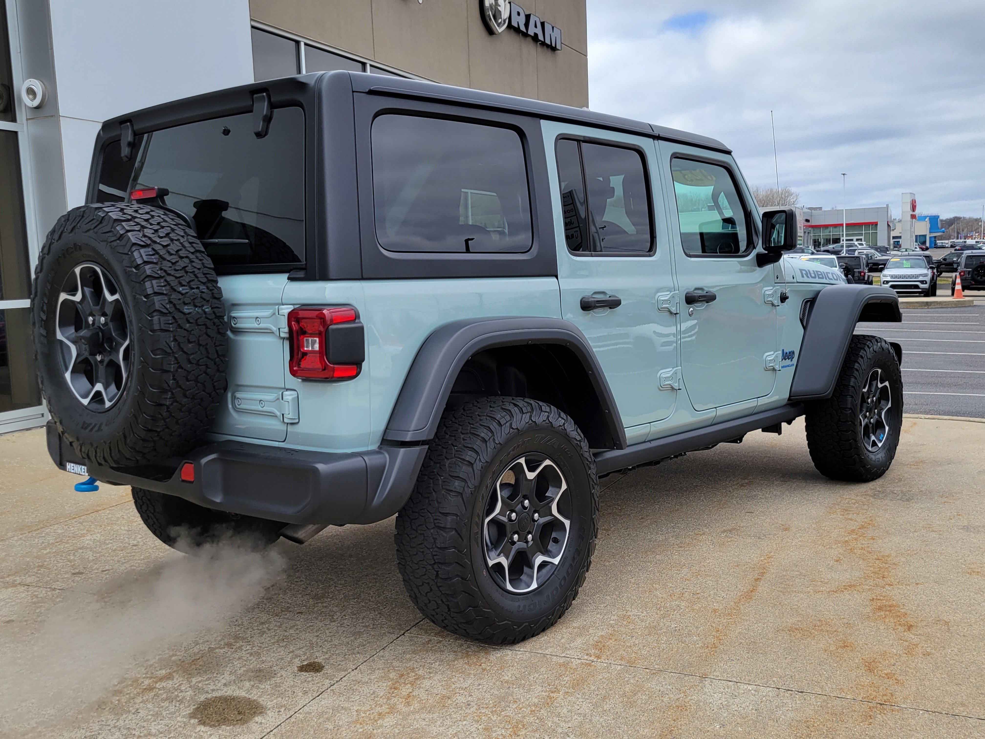 Used 2023 Jeep Wrangler Unlimited Rubicon 4xe w/ Cold Weather Group image 4