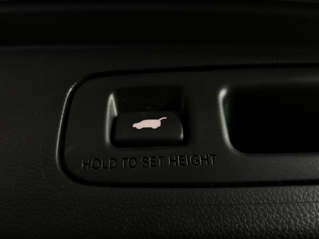 Used 2025 Honda CR-V EX-L image 28