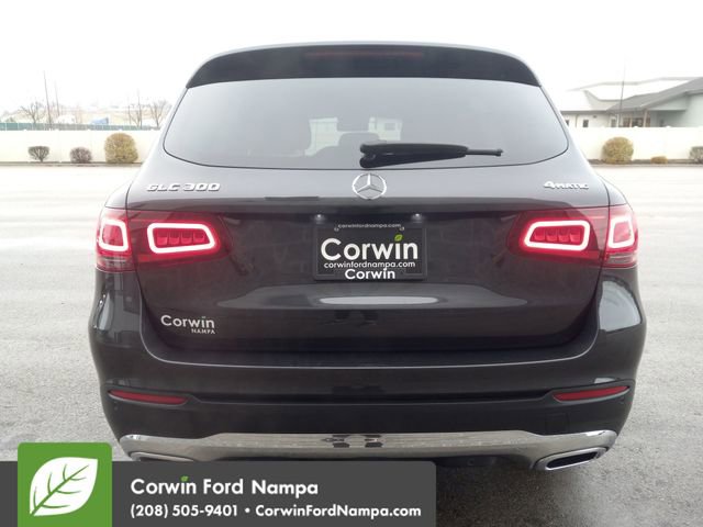 Used 2022 Mercedes-Benz GLC 300 4MATIC image 4