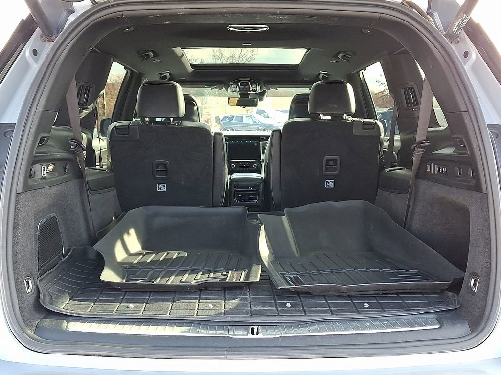 Used 2021 Jeep Grand Cherokee L Overland w/ Advanced Protech Group III image 32