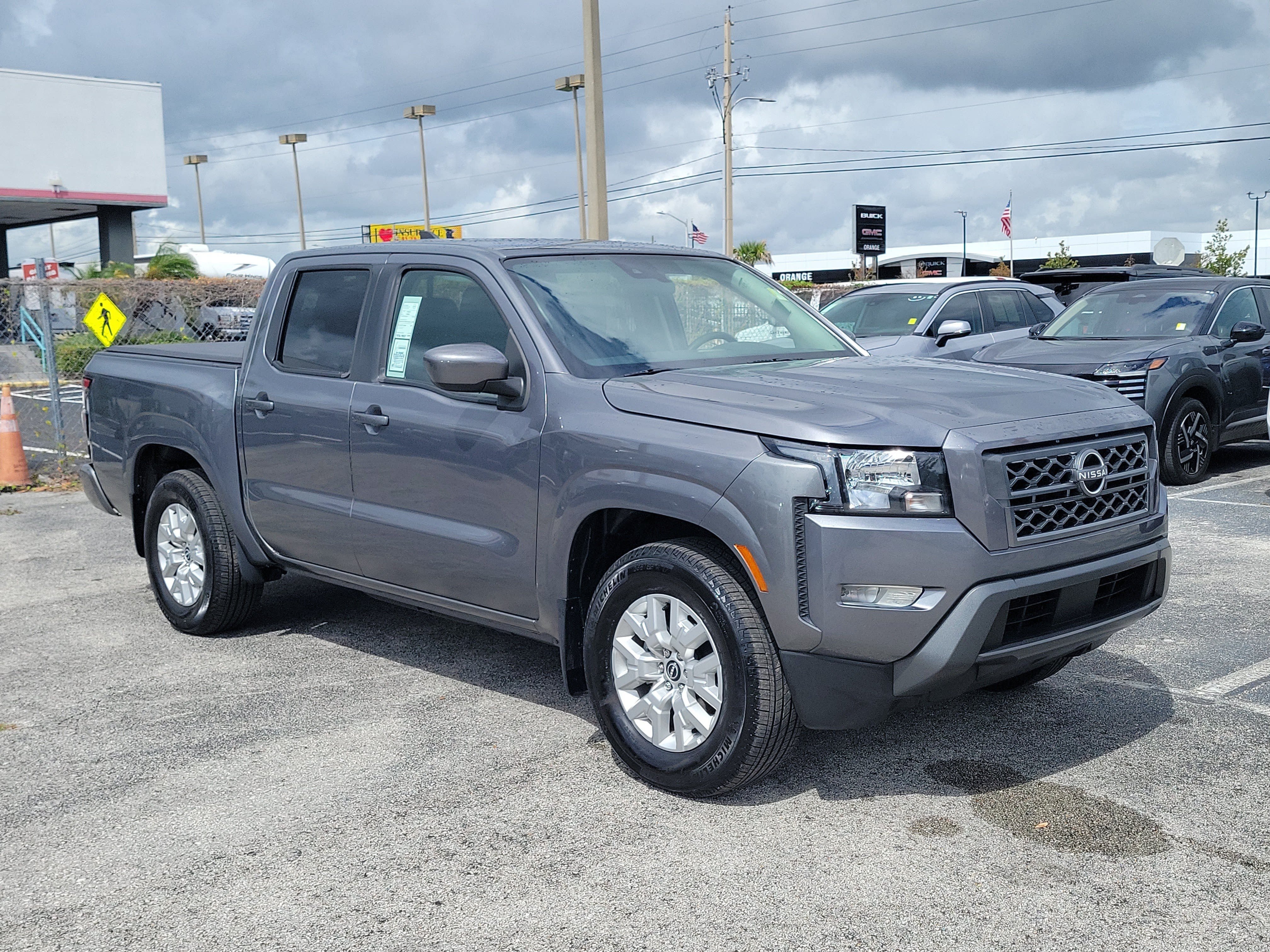 Certified 2024 Nissan Frontier SV w/ SV Convenience Package RWD image 3
