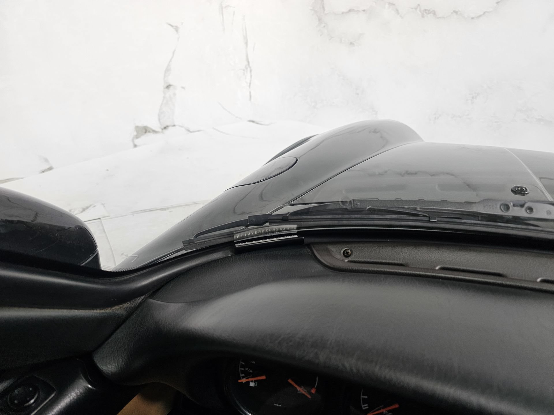 Used 1995 Porsche 911 Carrera RWD image 46