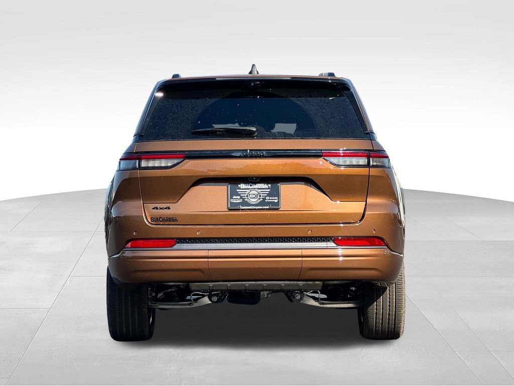 New 2027 Jeep Grand Cherokee Limited AWD/4WD image 6