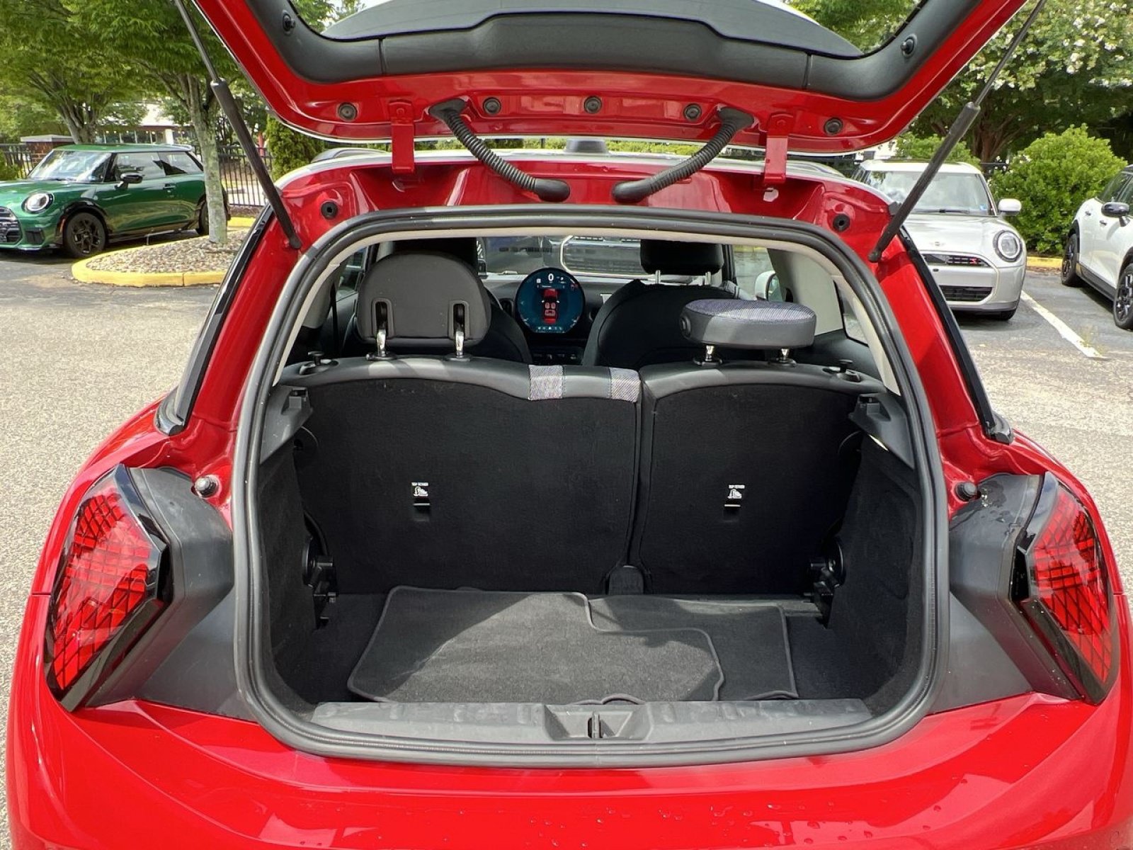 Used 2025 MINI Cooper S FWD image 32
