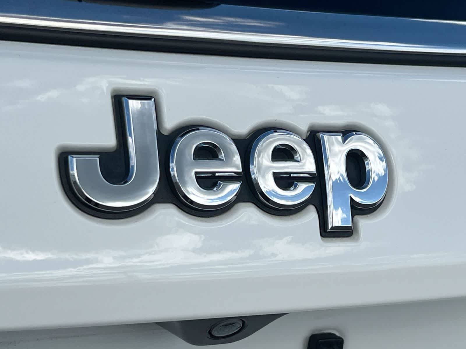 Used 2020 Jeep Compass Limited AWD/4WD image 12