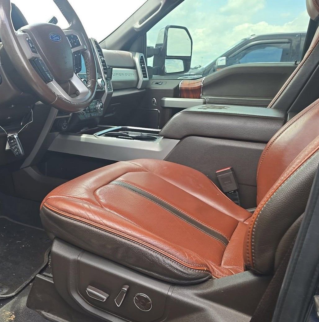 Used 2020 Ford F250 King Ranch w/ King Ranch Ultimate Package AWD/4WD image 4