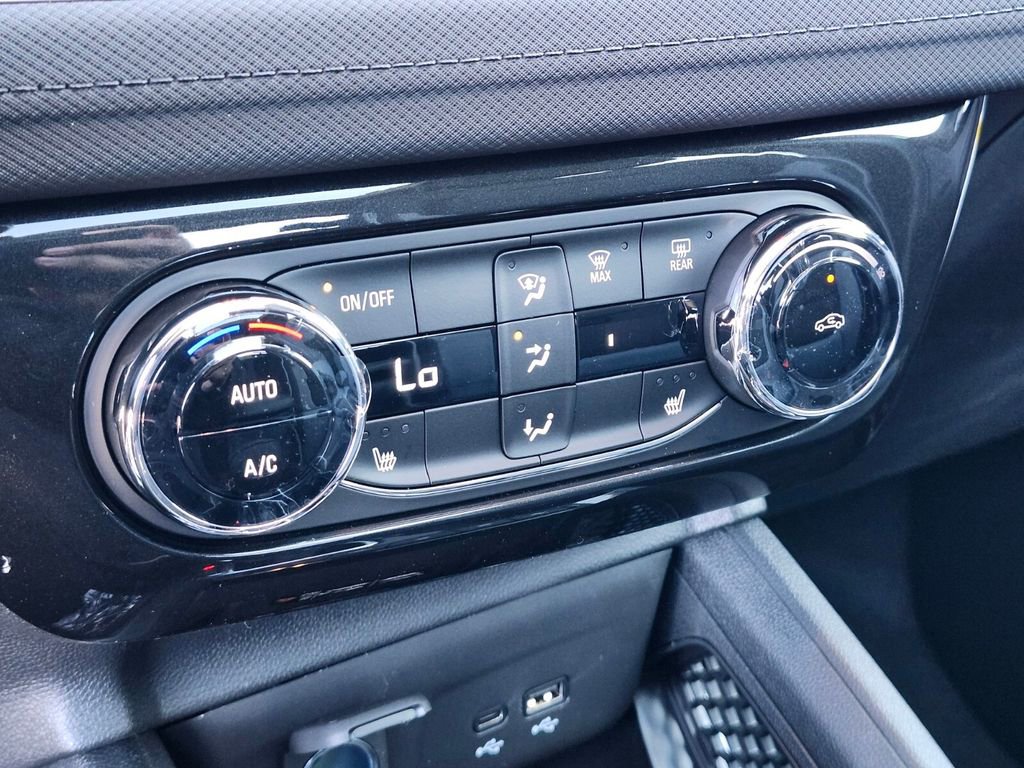 New 2026 Chevrolet TrailBlazer LT w/ Convenience Package FWD image 21