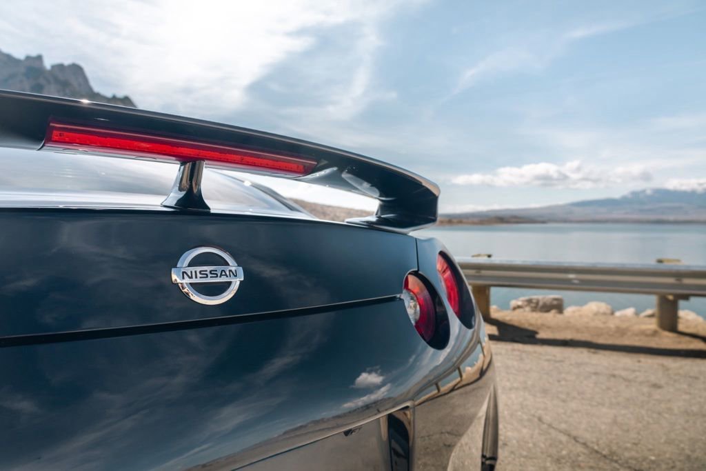 Used 2014 Nissan GT-R Premium AWD/4WD image 18