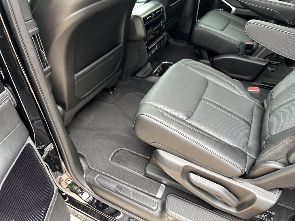 New 2026 Jeep Grand Wagoneer Limited AWD/4WD image 33
