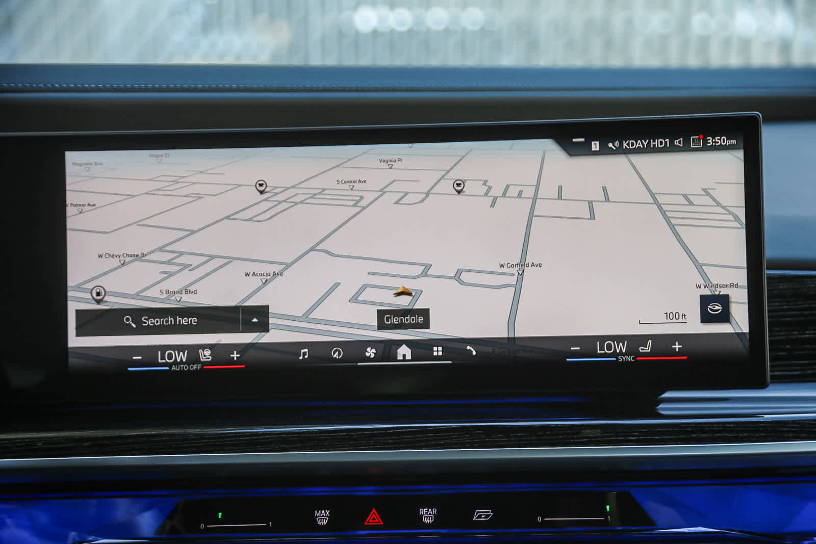 Used 2024 BMW 760i xDrive w/ Premium Package 2 image 11