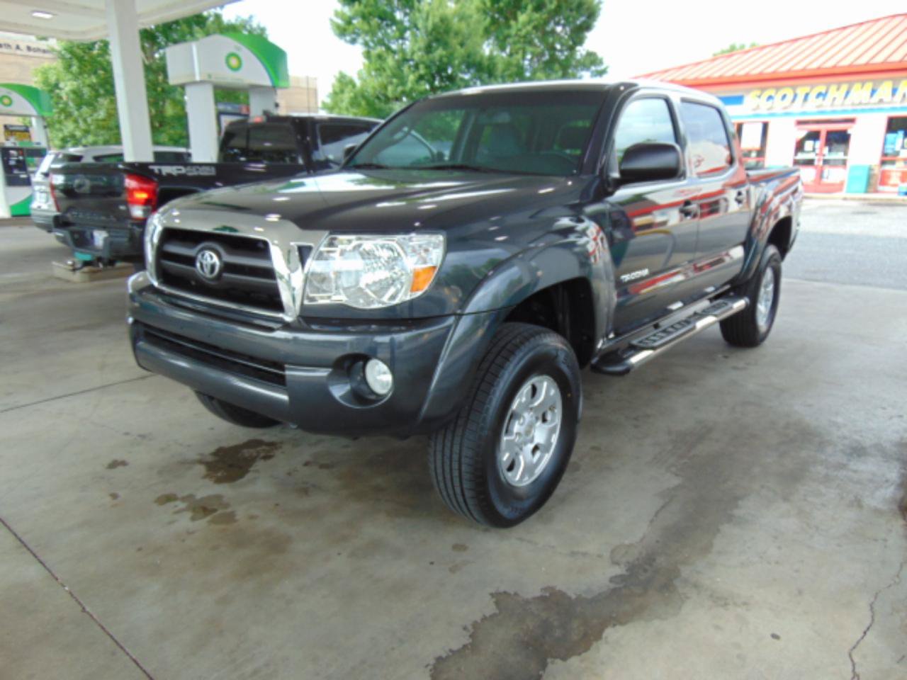 Used 2010 Toyota Tacoma 4x4 Double Cab image 19