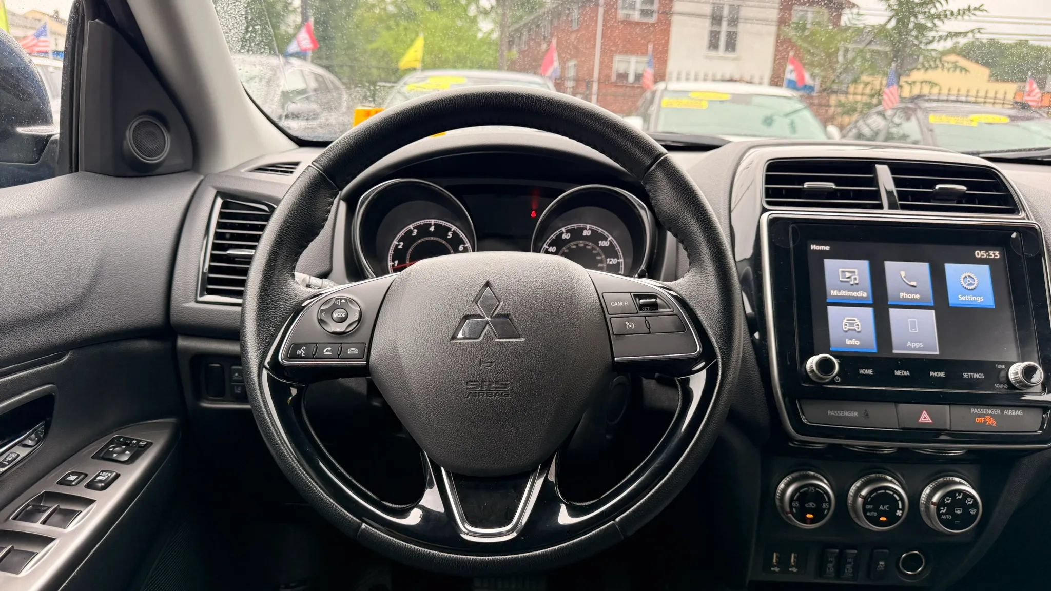 Used 2024 Mitsubishi Outlander Sport SE AWD/4WD image 18