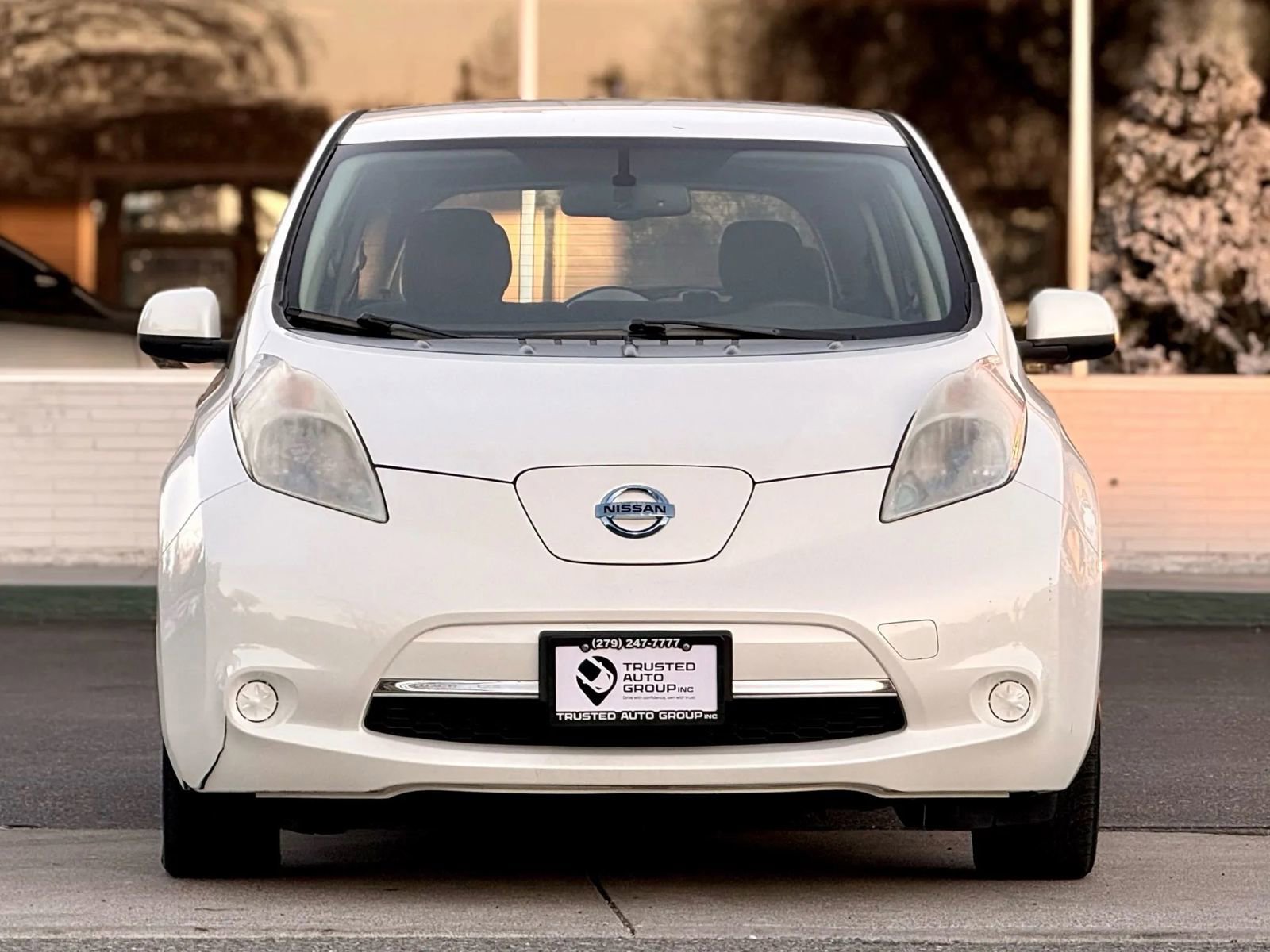 Used 2014 Nissan Leaf SV image 3