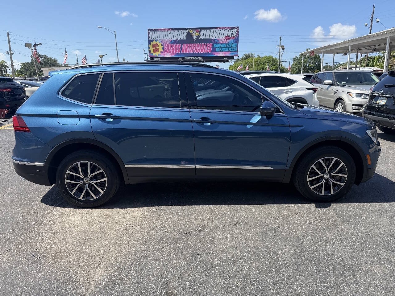 Used 2020 Volkswagen Tiguan SE FWD image 5