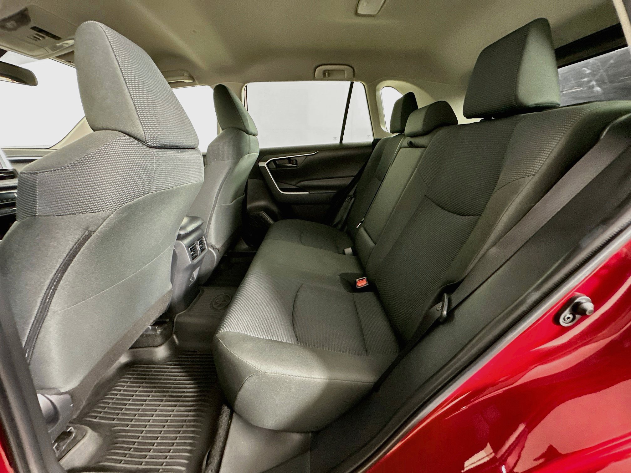 Used 2025 Toyota RAV4 LE FWD image 26