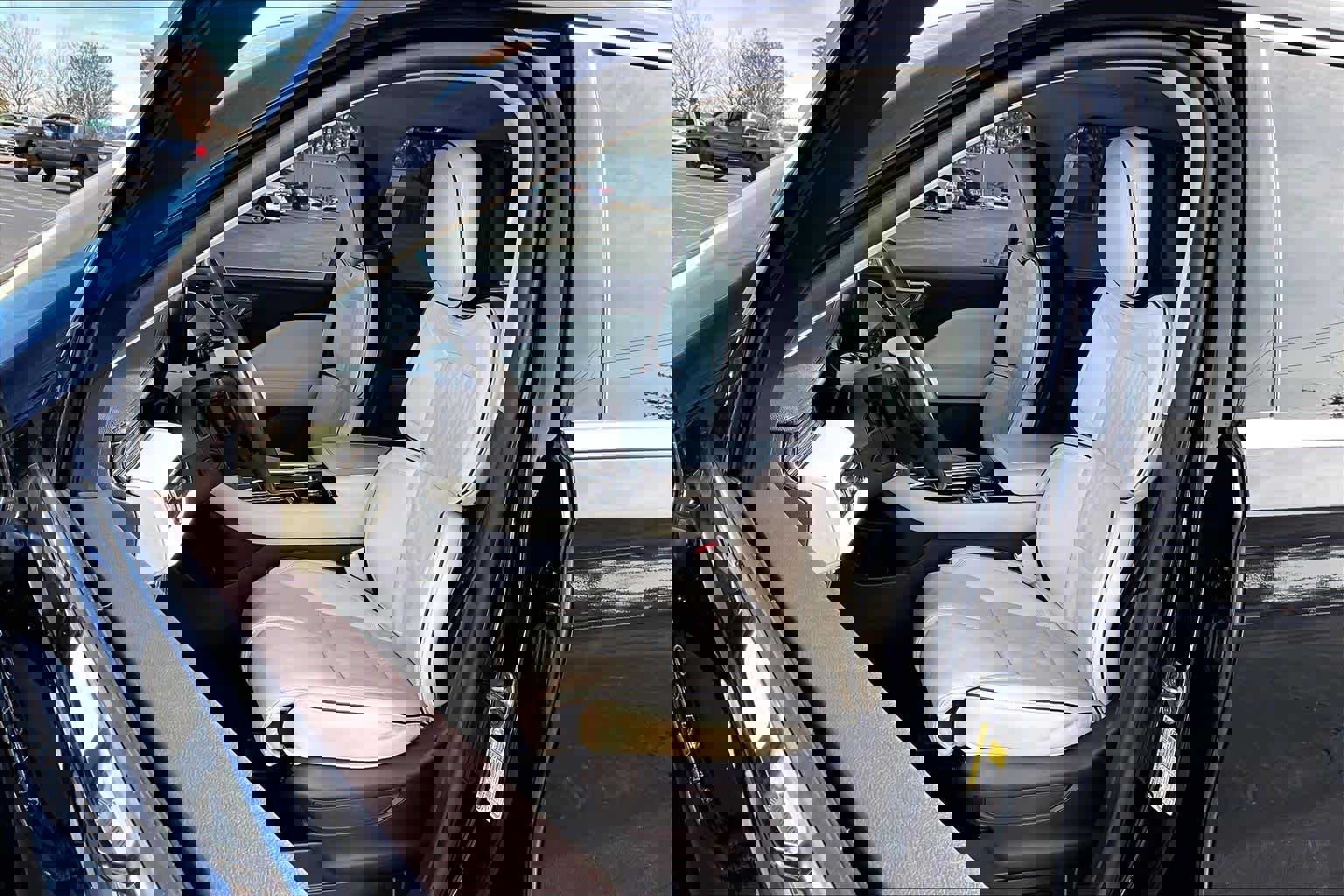 Used 2022 Lincoln Aviator Black Label w/ Dynamic Handling Package image 8