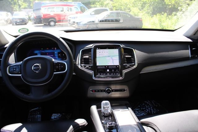 Used 2024 Volvo XC90 B6 Ultimate w/ Lounge Package AWD/4WD image 25