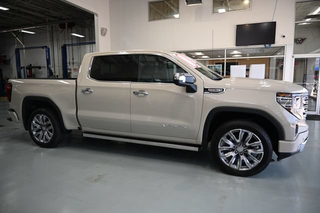 New 2026 GMC Sierra 1500 Denali AWD/4WD image 2
