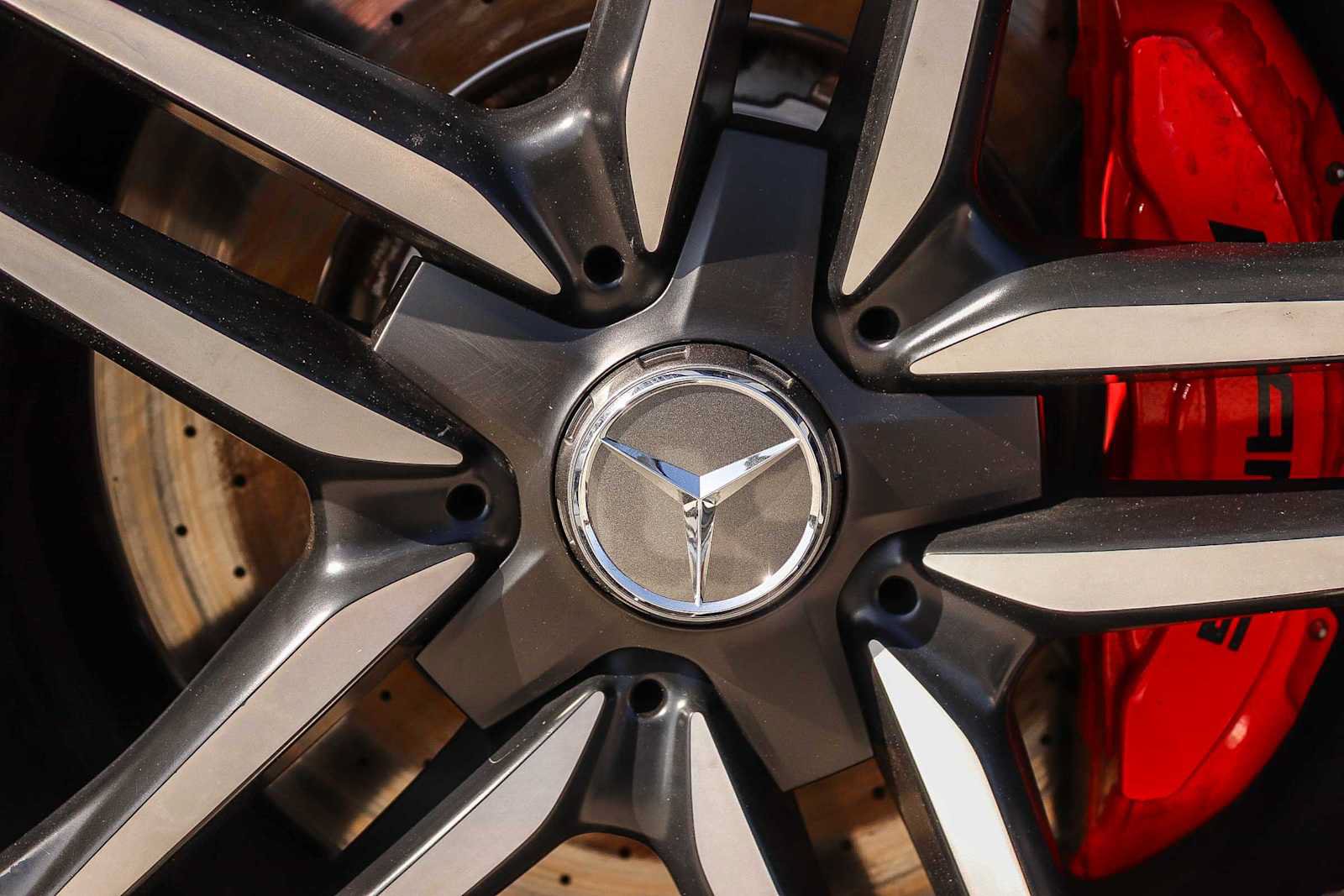 Used 2019 Mercedes-Benz E 63 AMG S image 15