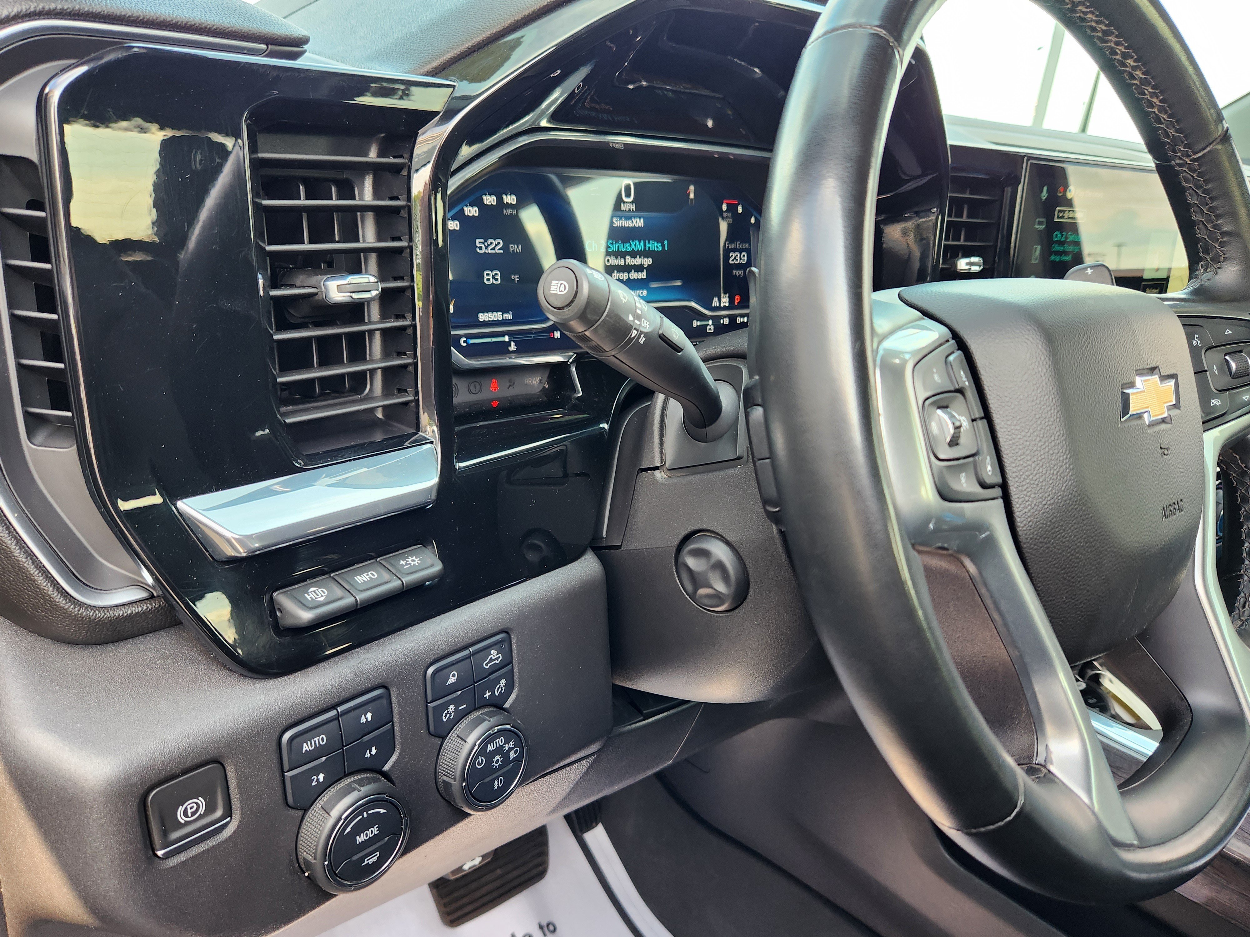 Used 2023 Chevrolet Silverado 1500 LTZ w/ Technology Package AWD/4WD image 25