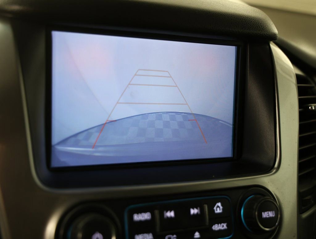 Used 2019 Chevrolet Suburban LT image 10