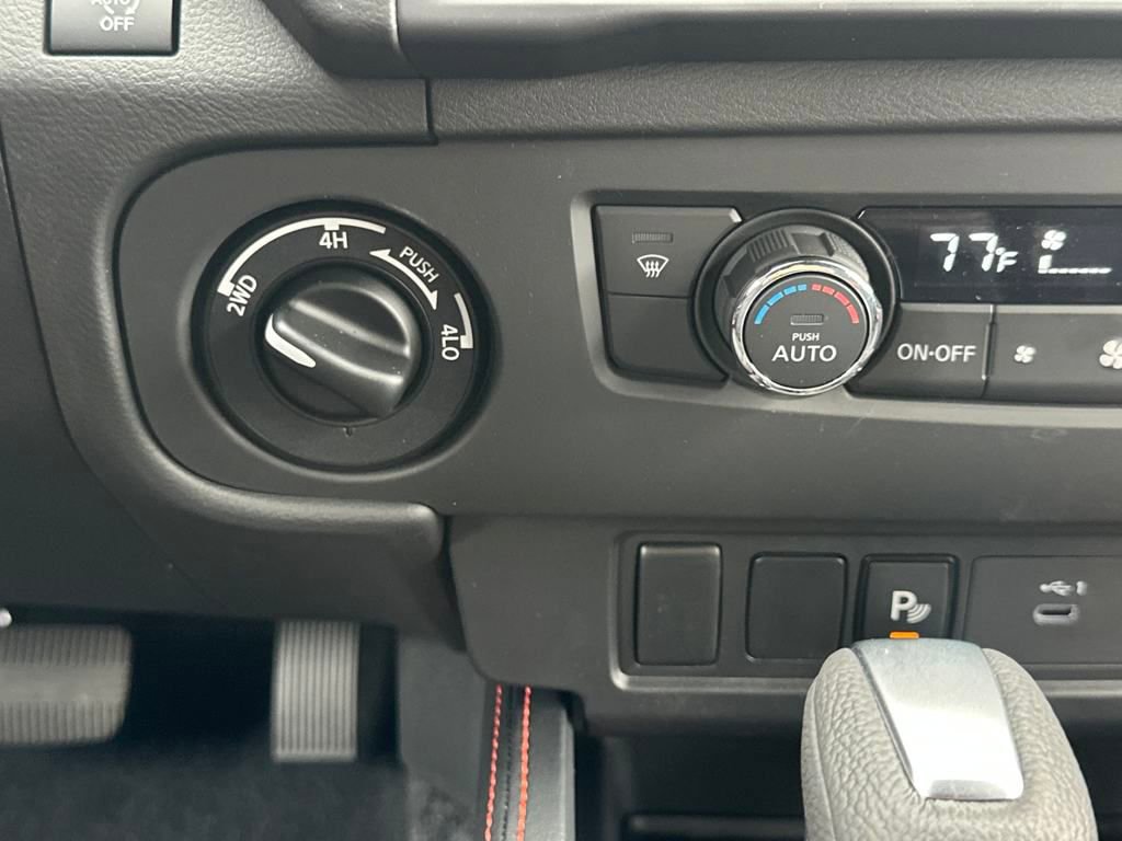 New 2025 Nissan Frontier PRO-4X image 22