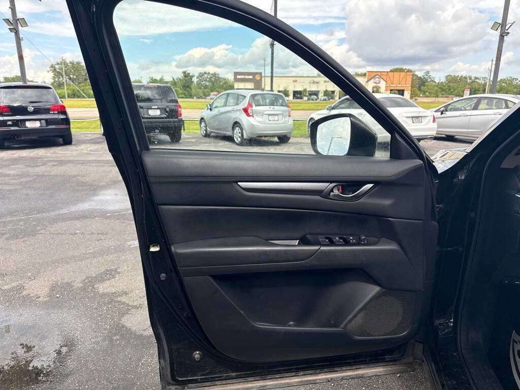 Used 2017 MAZDA CX-5 Touring image 9