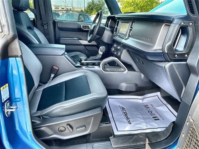 Used 2023 Ford Bronco Outer Banks w/ Sasquatch Package image 20