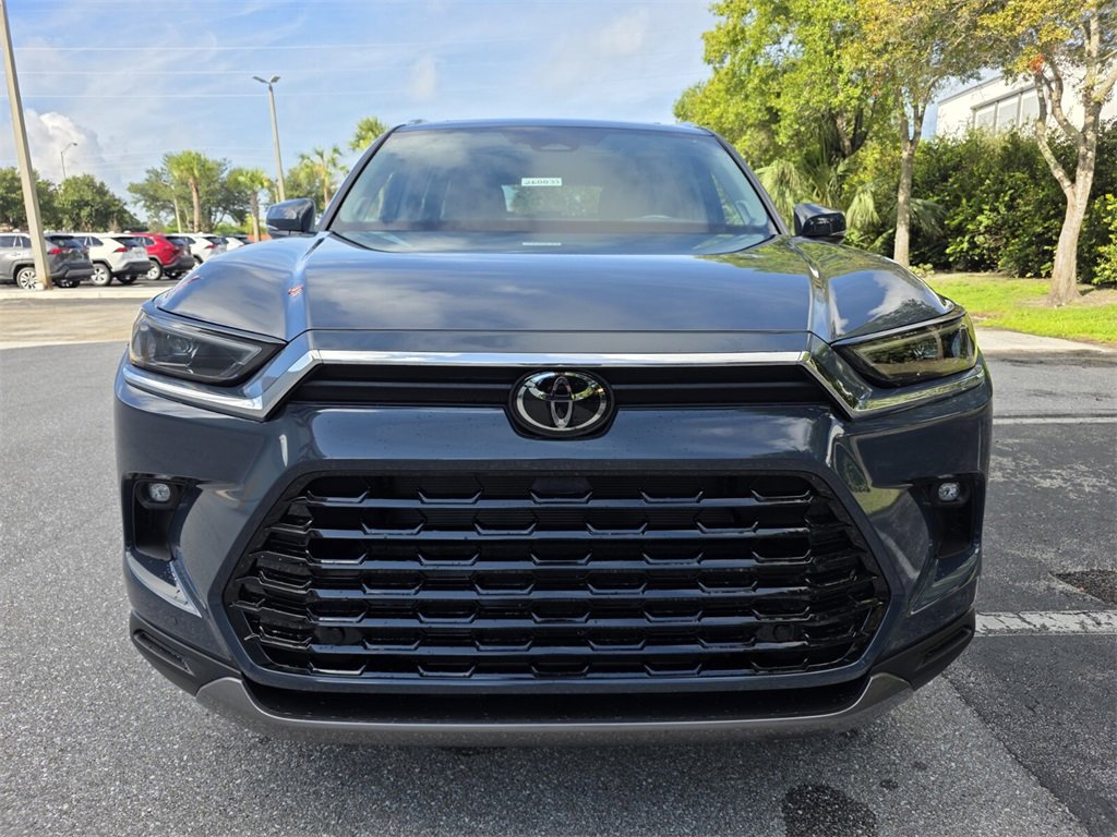 New 2026 Toyota Grand Highlander Limited image 2