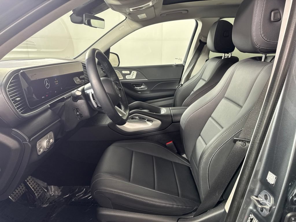 Certified 2026 Mercedes-Benz GLS 450 4MATIC image 14
