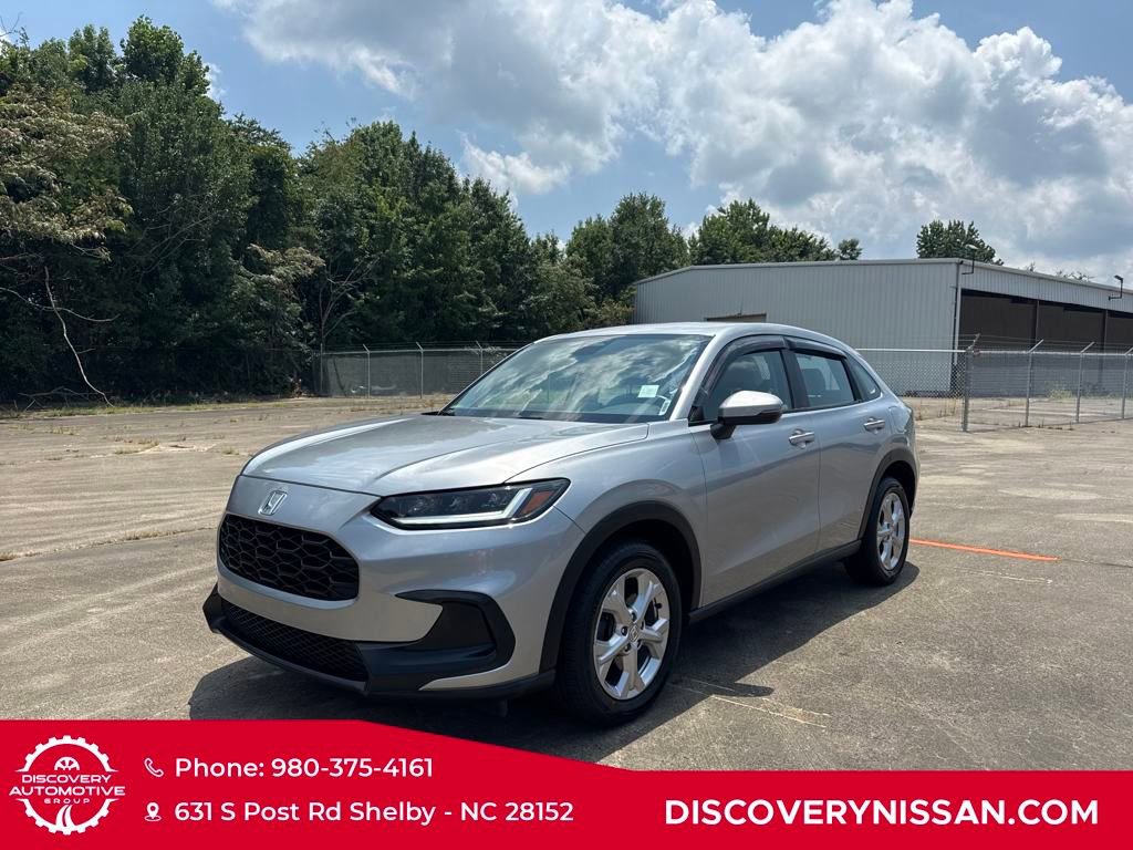 Used 2024 Honda HR-V LX image 2