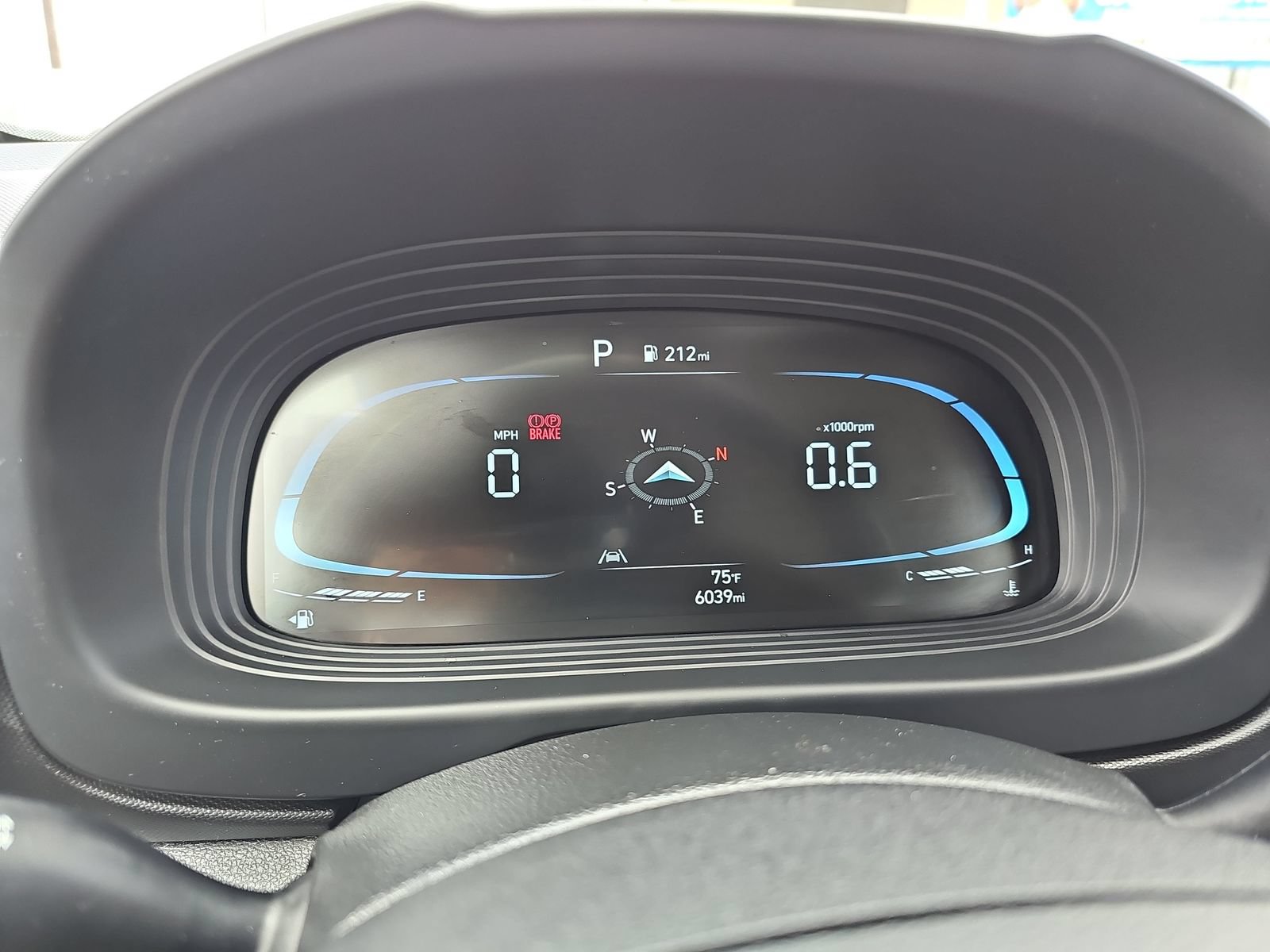 Certified 2025 Hyundai Venue Limited FWD image 20