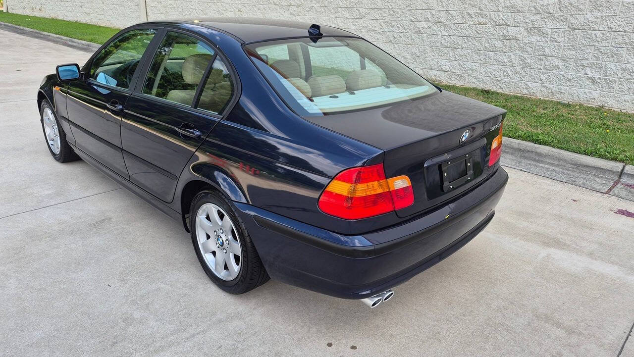 Used 2004 BMW 325xi Sedan AWD/4WD image 5