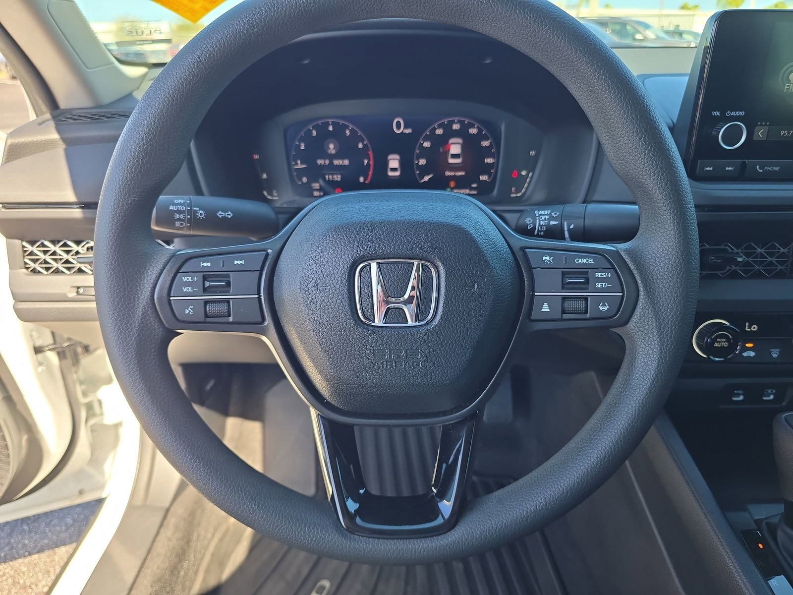 Certified 2025 Honda Accord LX image 22