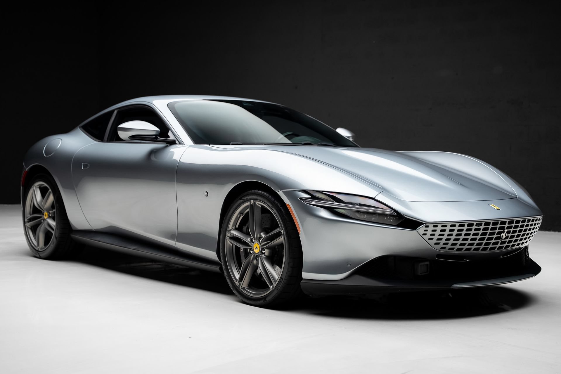 Used 2021 Ferrari Roma RWD image 87