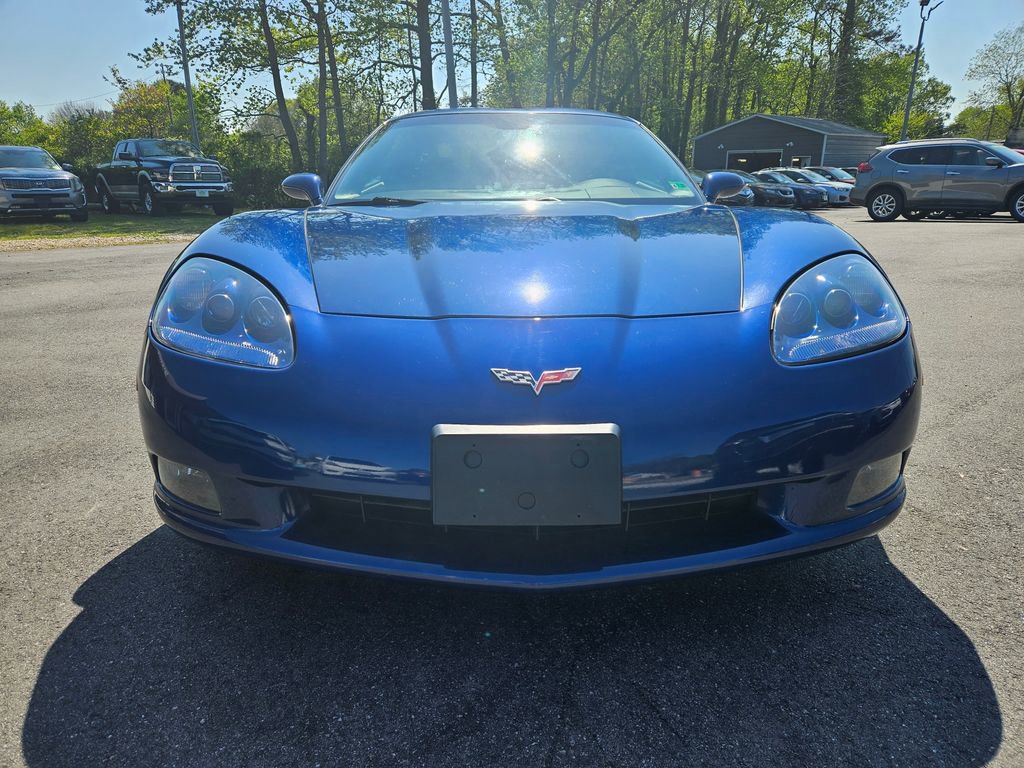 Used 2007 Chevrolet Corvette Coupe image 2