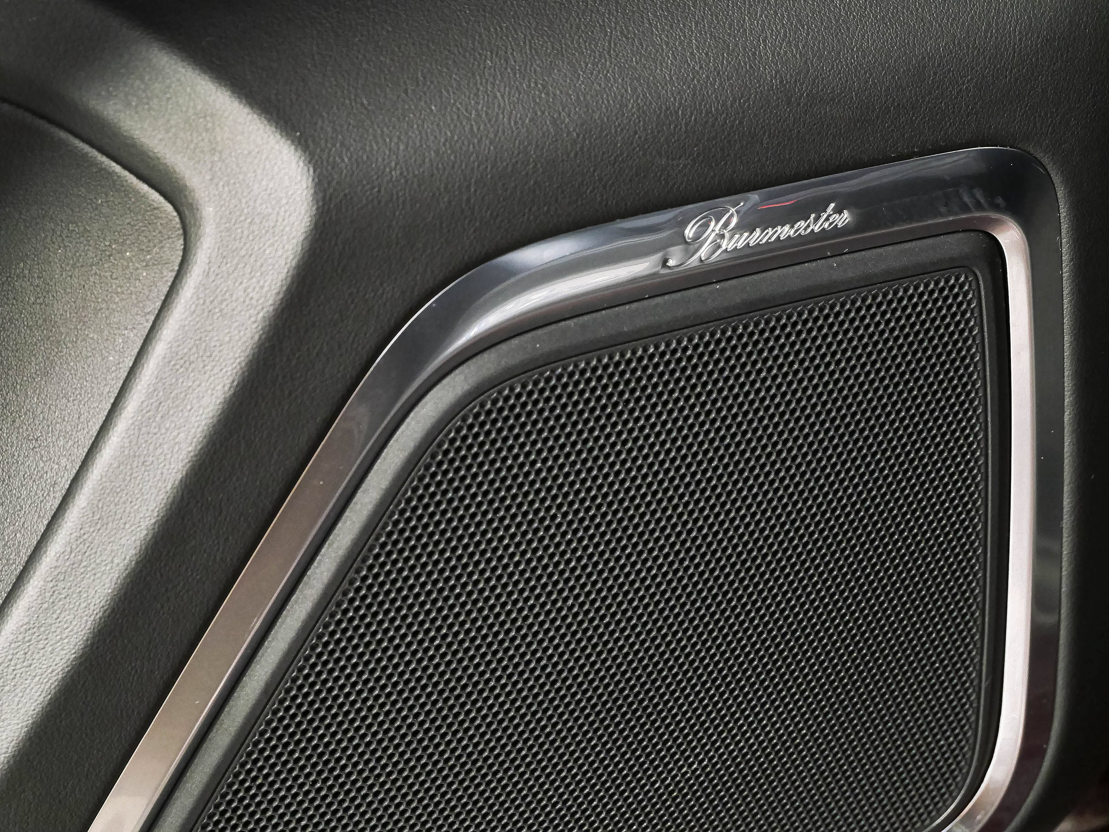 Certified 2024 Porsche Macan GTS AWD/4WD image 7