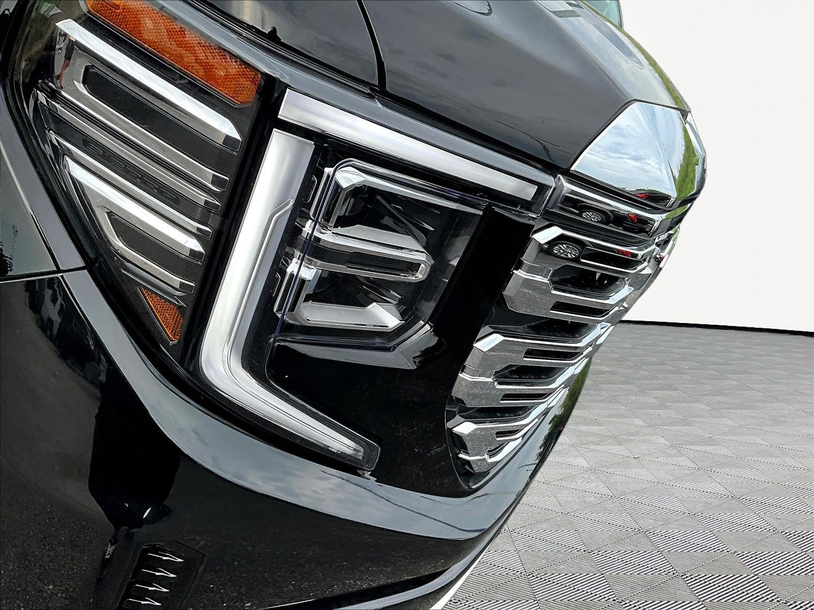 New 2026 GMC Sierra 1500 Denali w/ Denali Reserve Package AWD/4WD image 8