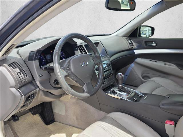 Used 2012 INFINITI G37 Journey w/ Premium Pkg image 7