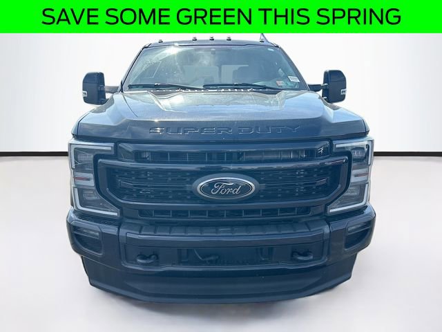Certified 2022 Ford F350 Lariat w/ Black Appearance Package image 2