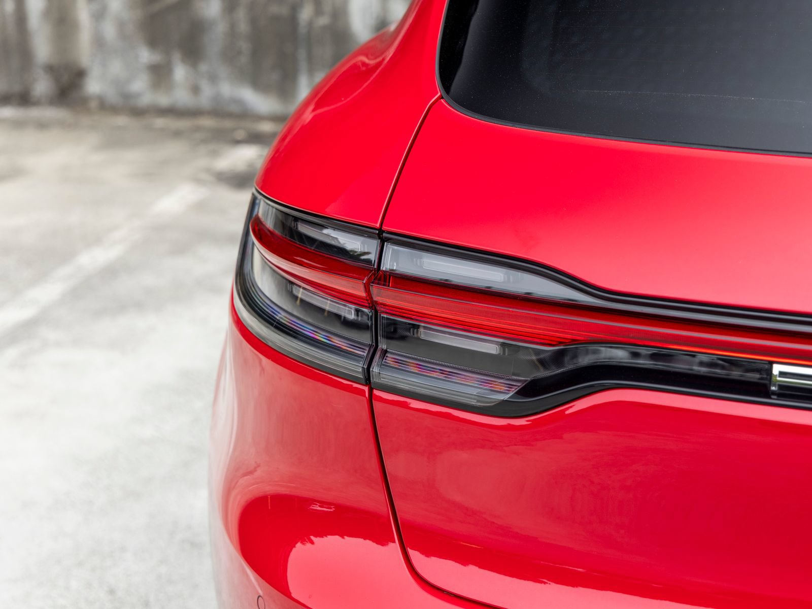 Certified 2026 Porsche Macan AWD/4WD image 21