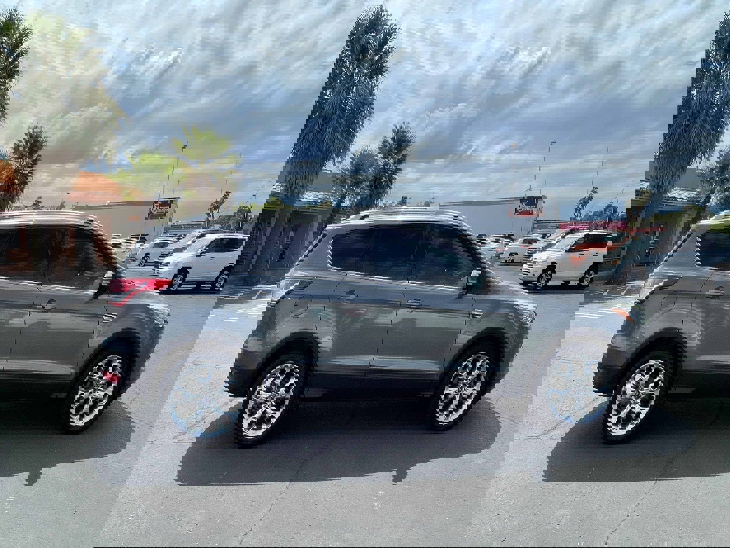 Used 2014 Ford Escape Titanium w/ Equipment Group 401A image 6