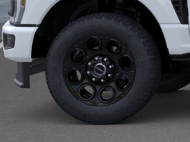 New 2025 Ford F250 XLT w/ Black Appearance Package image 19