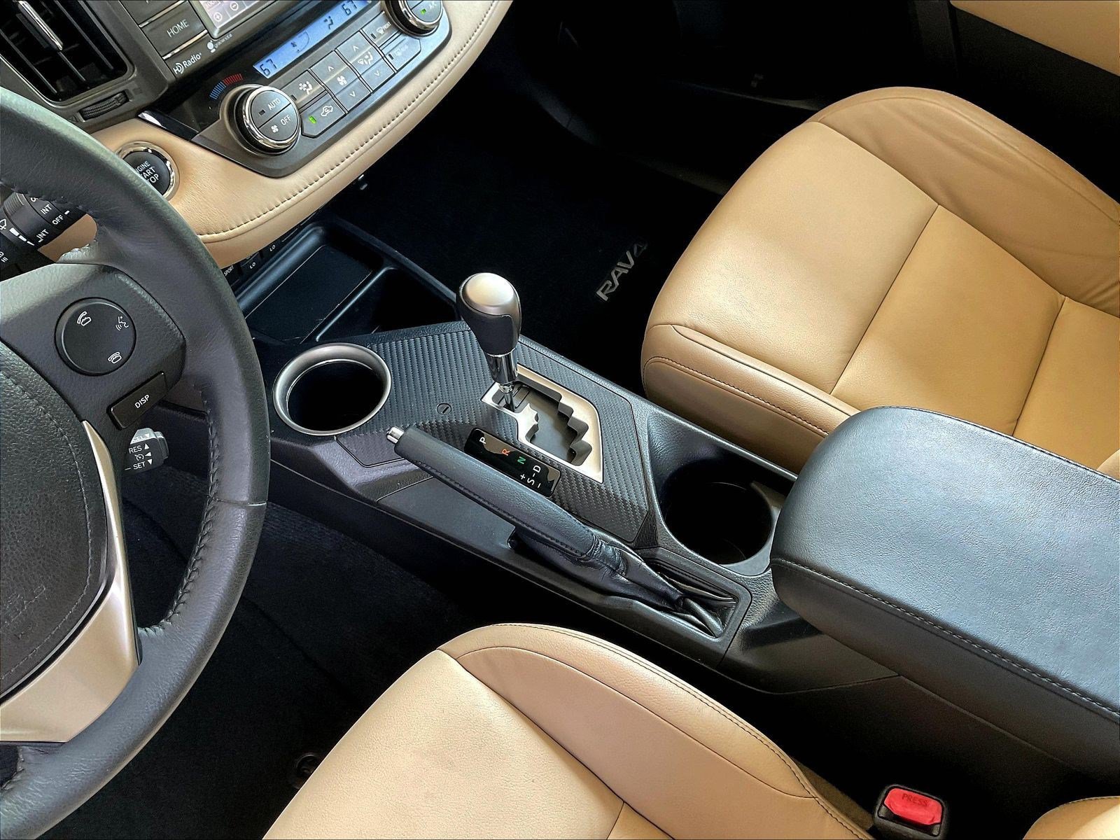 Used 2014 Toyota RAV4 Limited w/ Technology Package FWD image 16