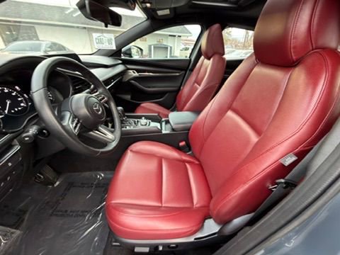 Used 2023 MAZDA MAZDA3 s image 18