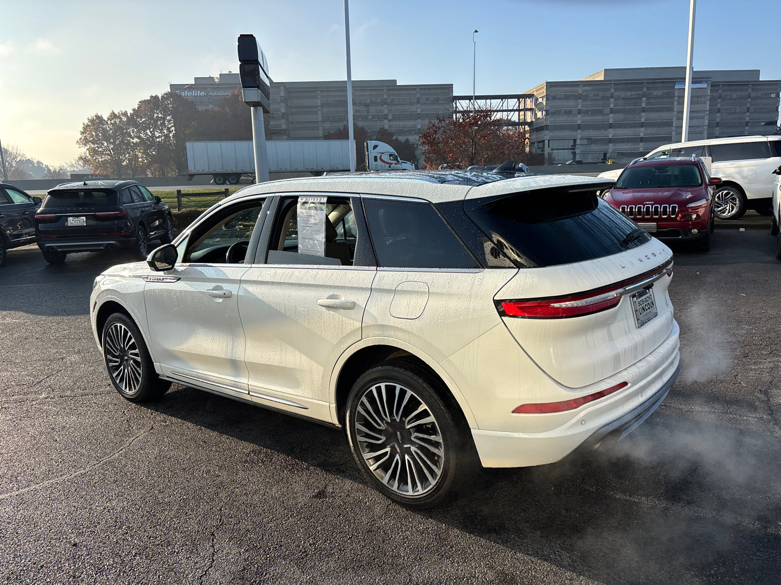 Certified 2022 Lincoln Corsair AWD w/ Premium Package image 5