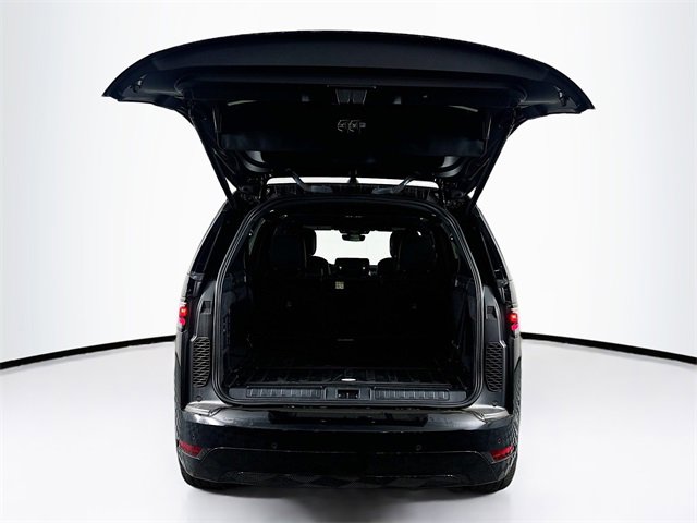 Used 2024 Land Rover Discovery Dynamic SE image 26