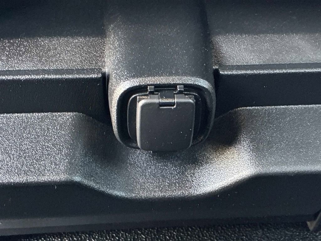 Used 2017 Ford F350 XLT w/ XLT Value Package image 16